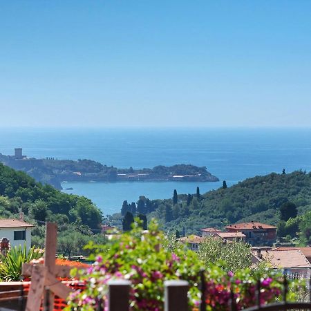 Hemingway'S Shelter Villa Специя Екстериор снимка