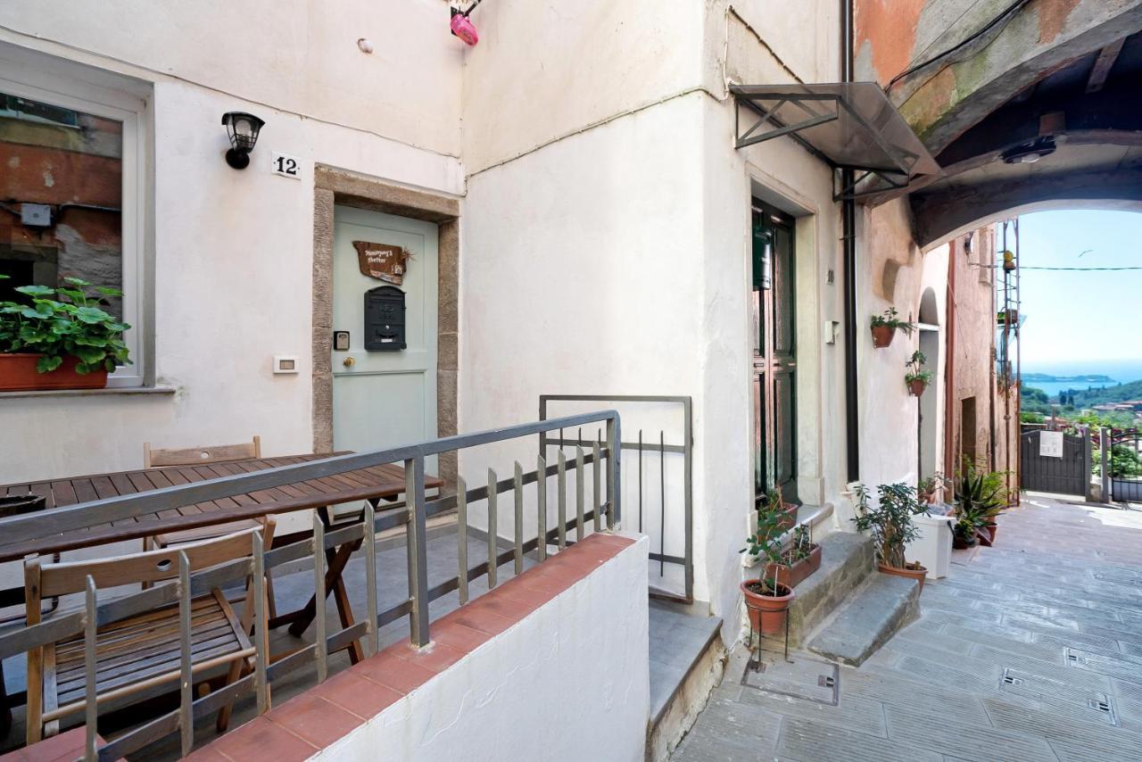 Hemingway'S Shelter Villa Специя Екстериор снимка